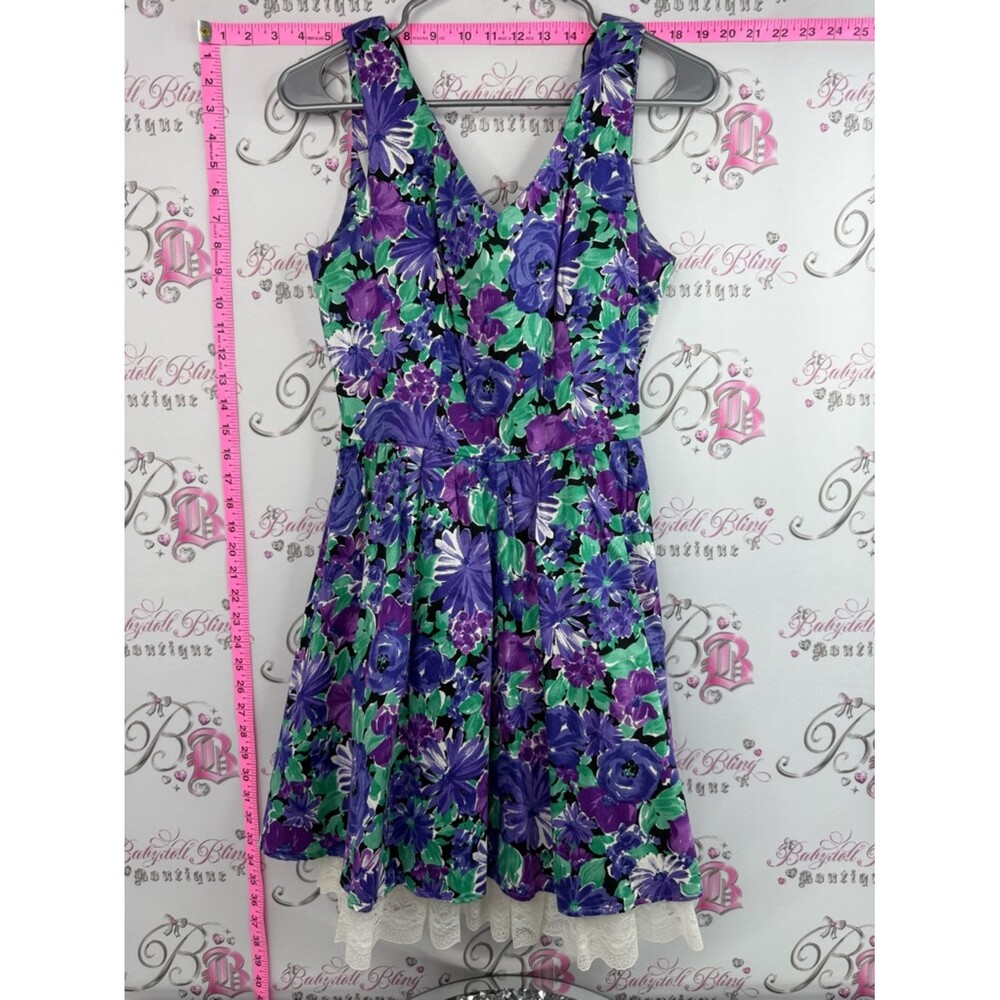 Evita dress vintage Sleeveless V-Neck Floral Midi Dress in Purple and Green